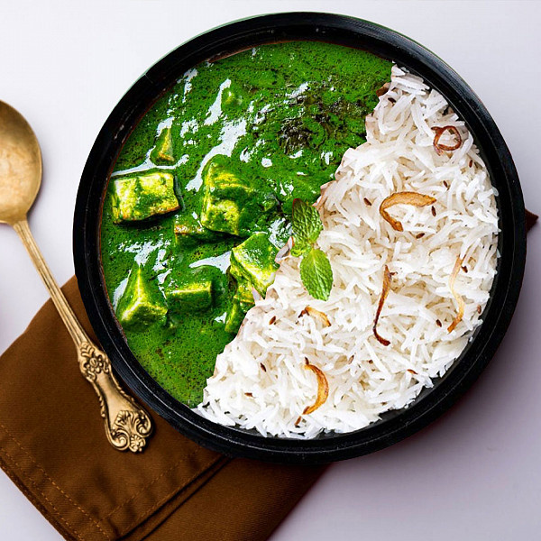 Palak Paneer With Rice Bowl