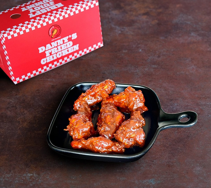 Hot Barbecue Wings (8 Pcs)