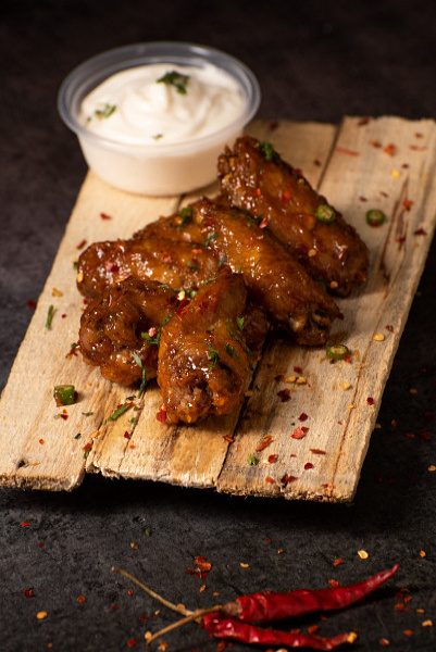 Spicy Mango Chicken Wings