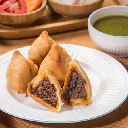 Mutton Keema Singhara ( Samosa )