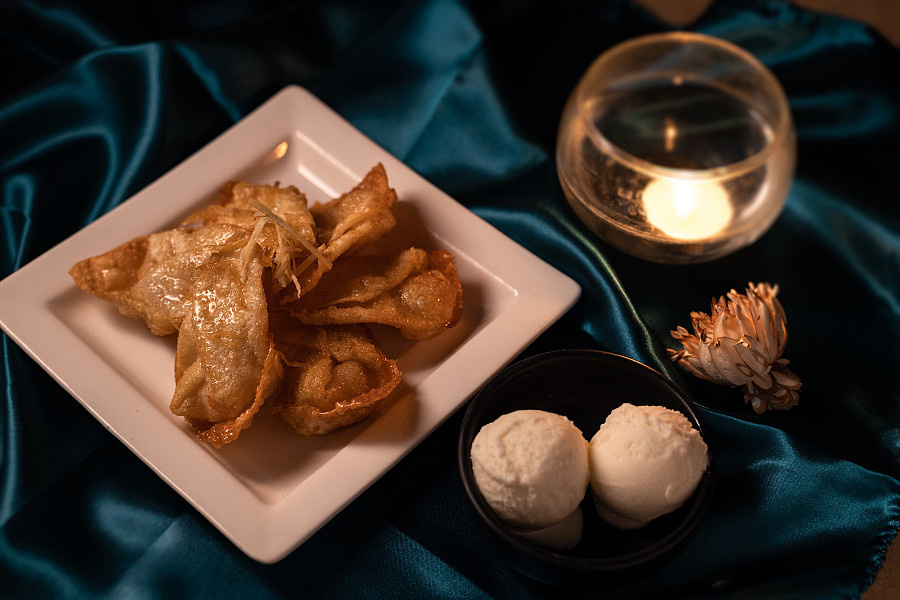 Litchi Wonton With Ginger Honey