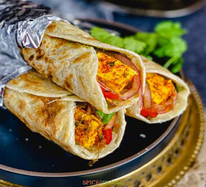 Paneer Tikka Roll