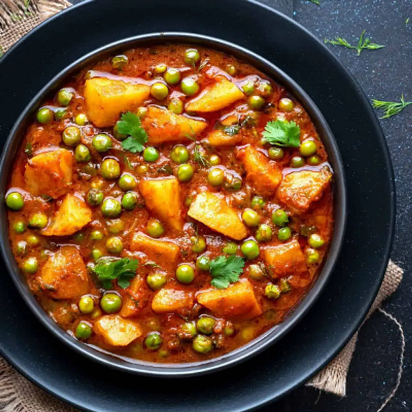 Aloo Matar [No Onion No Garlic]