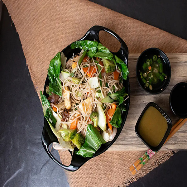 Veg Hakka Noodles