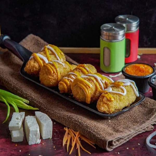 Paneer Kurkure Momos