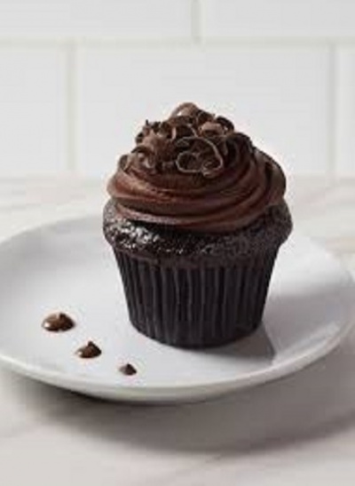 Blackout Chocolate Cupcake (Truffle Filling)