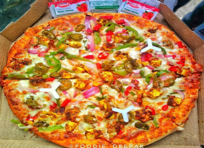 Veggie Paradise Treat Pizza