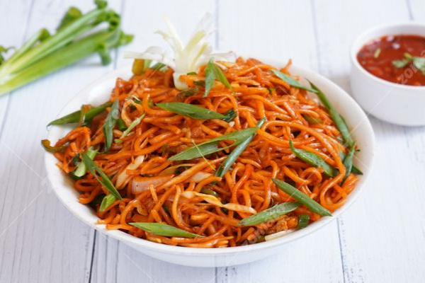 Veg Schezwan Noodles