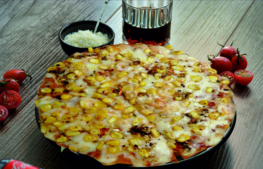 Classic Corn Pizza