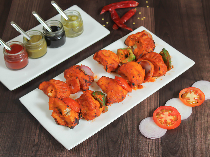 Tandoori Chettinad Chicken Momos