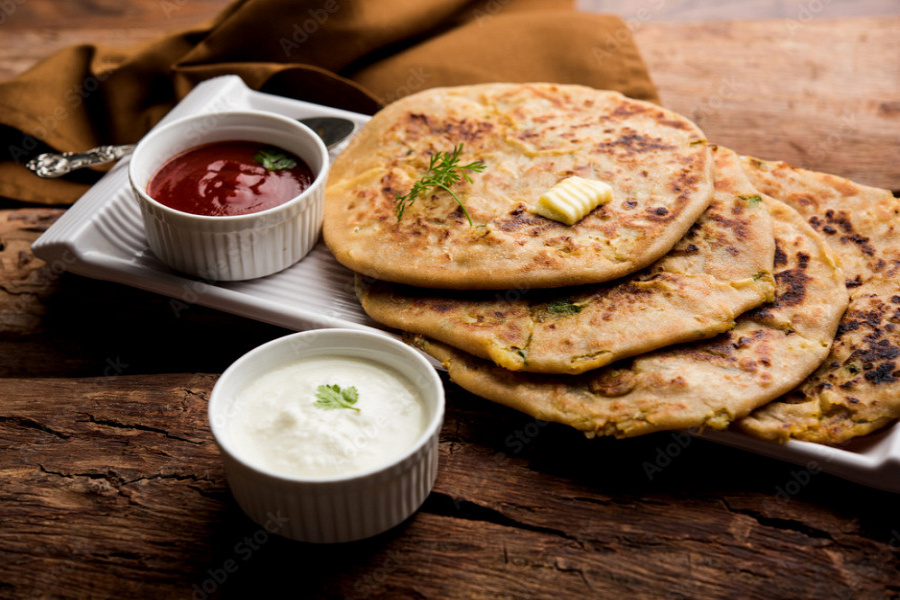 Aloo Pyaz Paratha