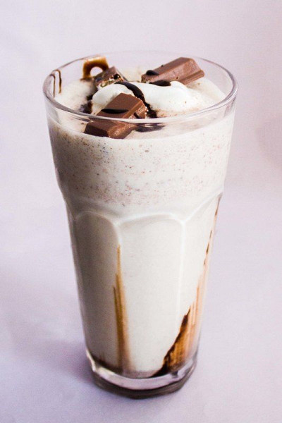 Classic Kitkat Shake