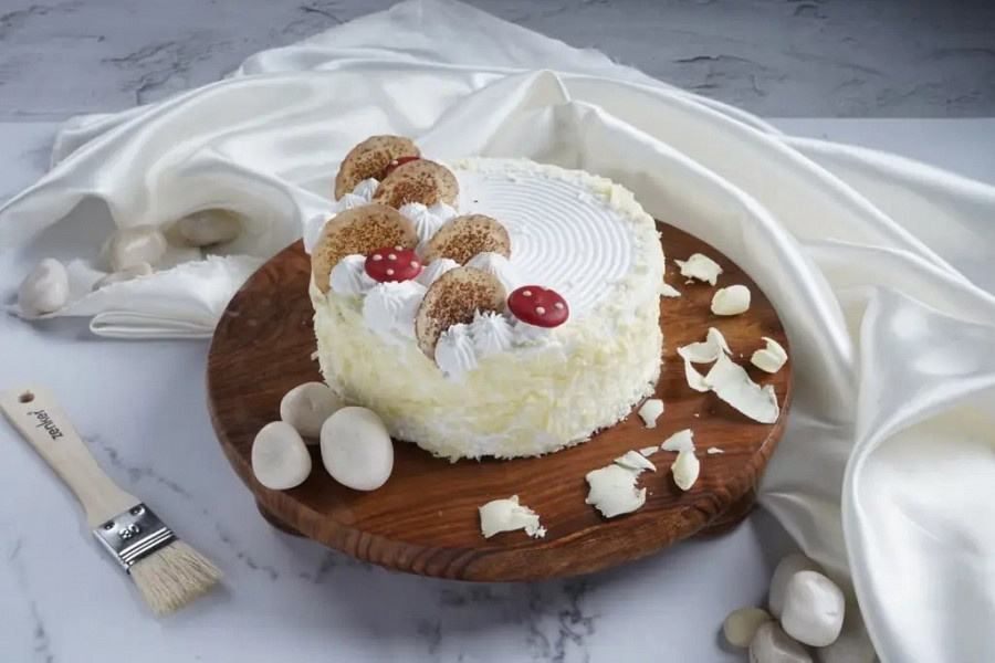 Snowy Bliss Cake (500gm)