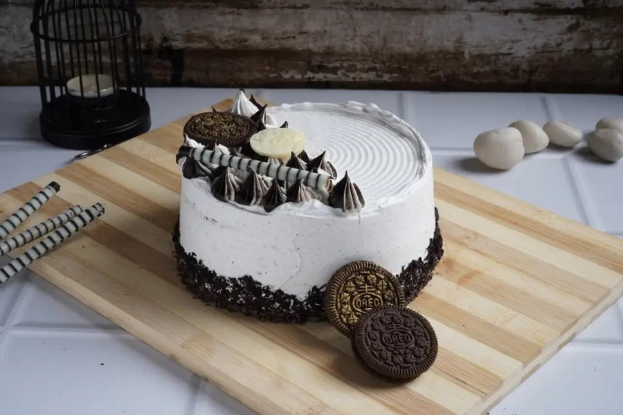 Crunchy Oreo Cake (500gm)