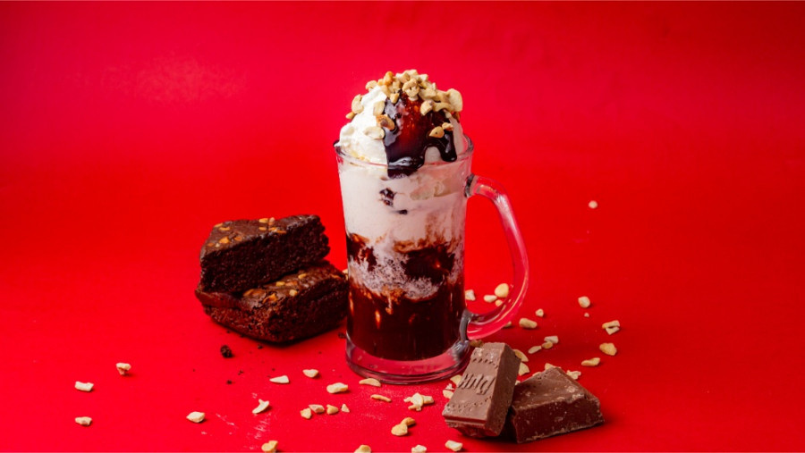 Hot Chocolate Fudge Sundae