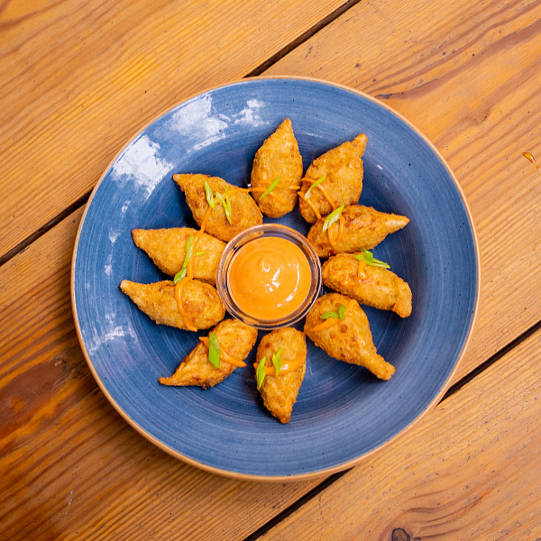 Crispy Fried Veg & Paneer Momos